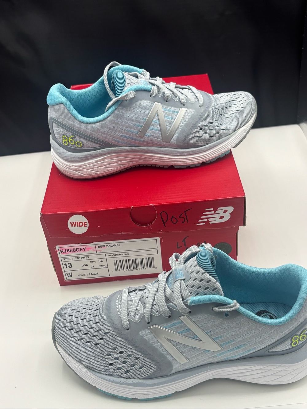 New Balance Girls 860 Post sneaker Grey/Blue Size 13 Wide width NWT